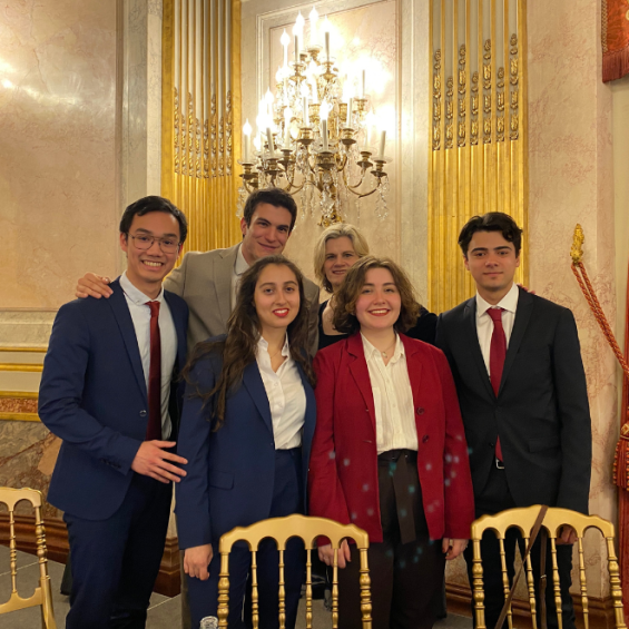 The ENSAE Paris team wins the French Debating 2023 final !